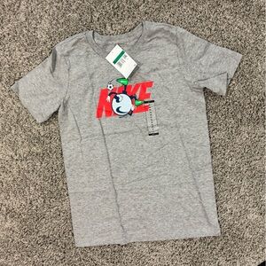 5/$25 Nike Kids XL Gray soccer Graphic Tee, NWT